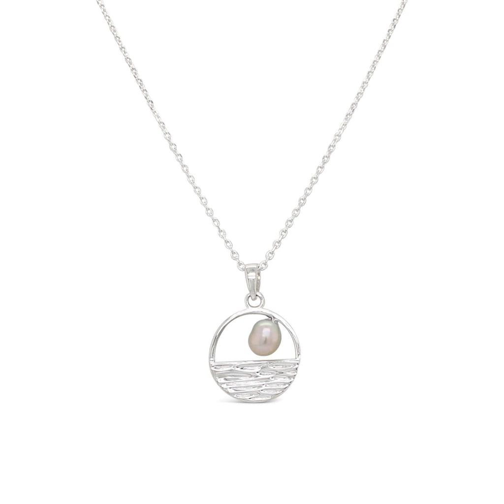 Small Oily Calm Pendant with Keshi Pearl