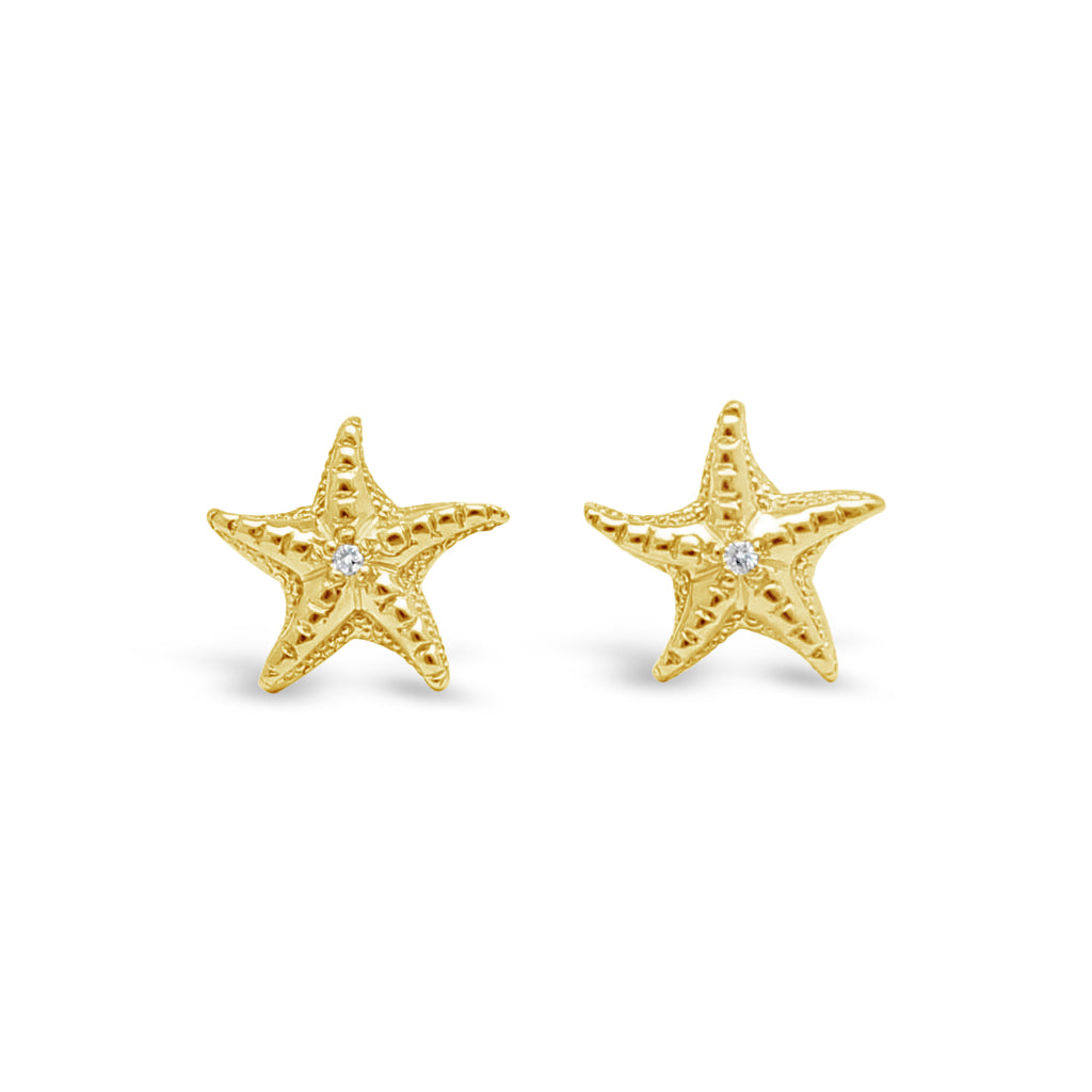 Elevate your style with our exquisite small starfish earrings, crafted in yellow gold and adorned with diamonds.