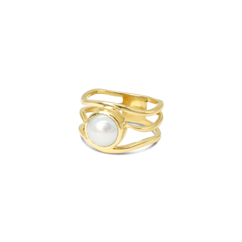 Make a statement with our Slim Lexi Yellow Gold Ring, showcasing a captivating white South Sea Pearl. Shop now and embrace timeless beauty at Latitude Jewellers