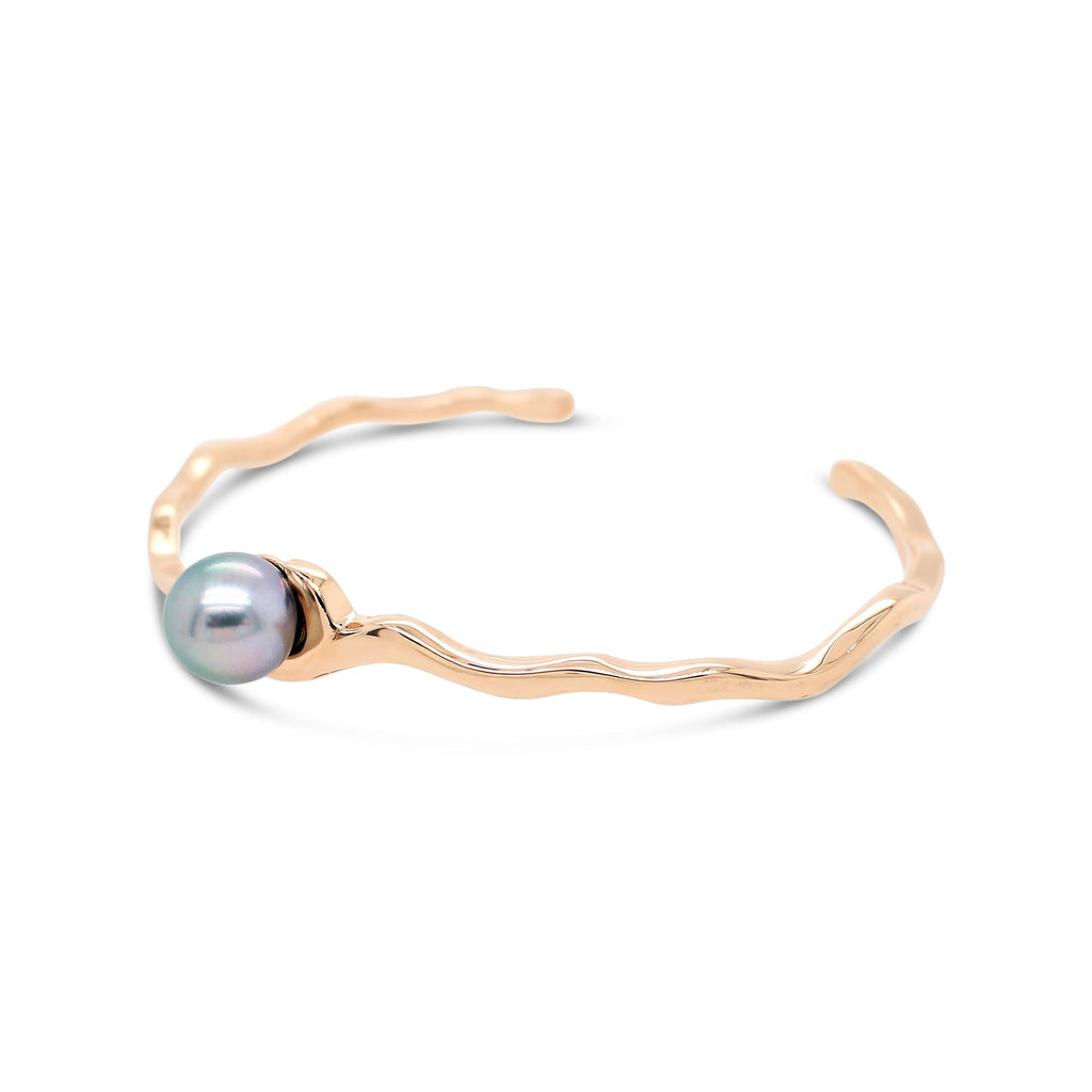 Island Bound Wave Cuff with Abrohos Pearl
