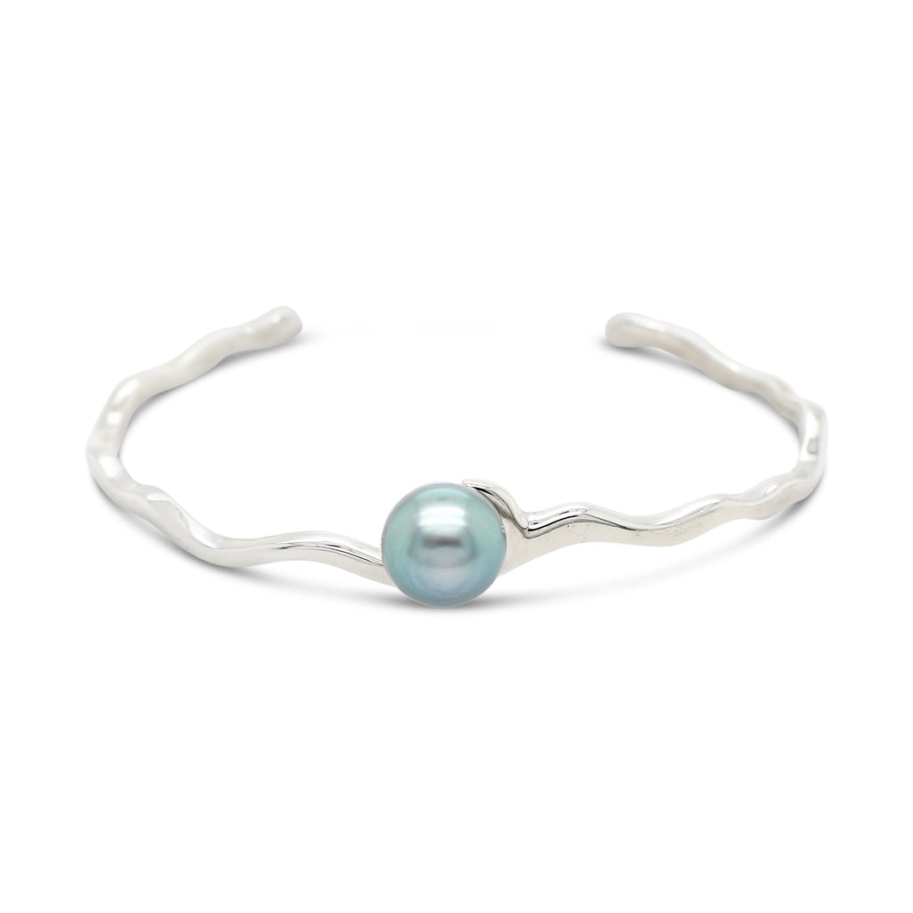 Island Bound Wave Cuff with Abrohos Pearl