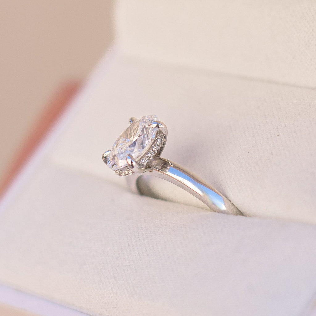 Oval Diamond Ring