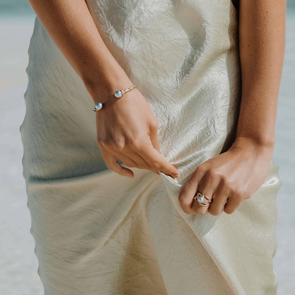 Argyle Bella Ring with Diamond Trio and Abrolhos Black Pearl