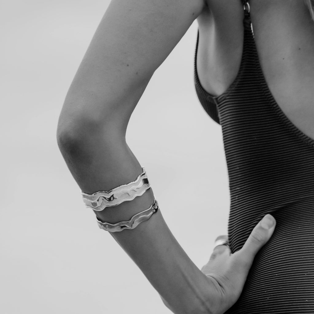 Island Bound Pelsaert Bangle in Gold - Wide