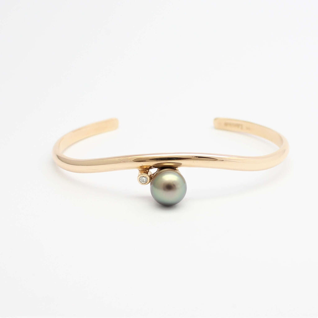 Skyline Cuff Abrolhos Pearl and Diamond