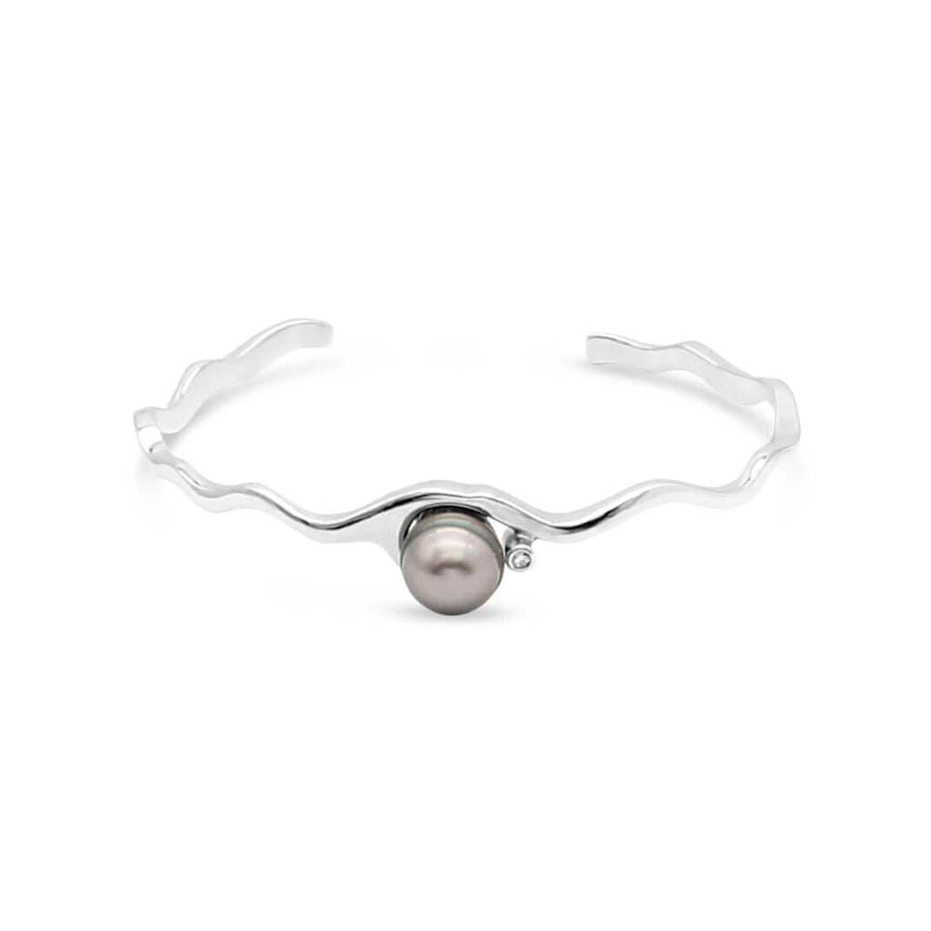 Island Bound Wave Cuff with Abrohos Pearl and Diamond