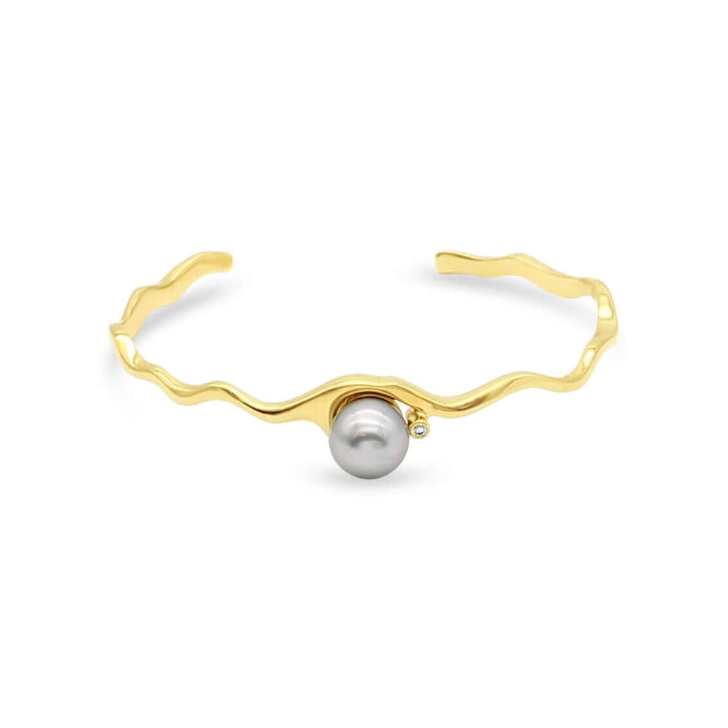 Island Bound Wave Cuff with Abrohos Pearl and Diamond
