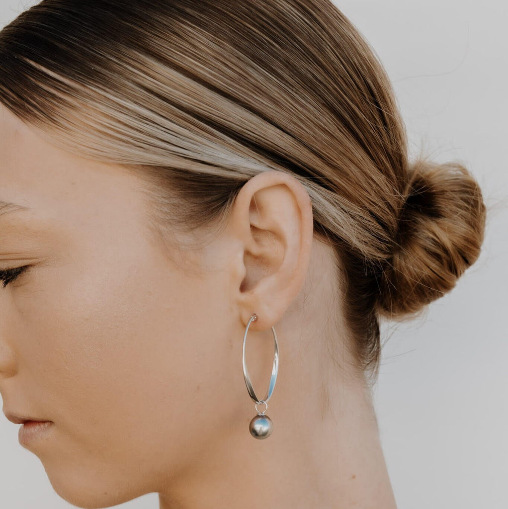 Slim Island Hoops with Interchangeable Black Pearls