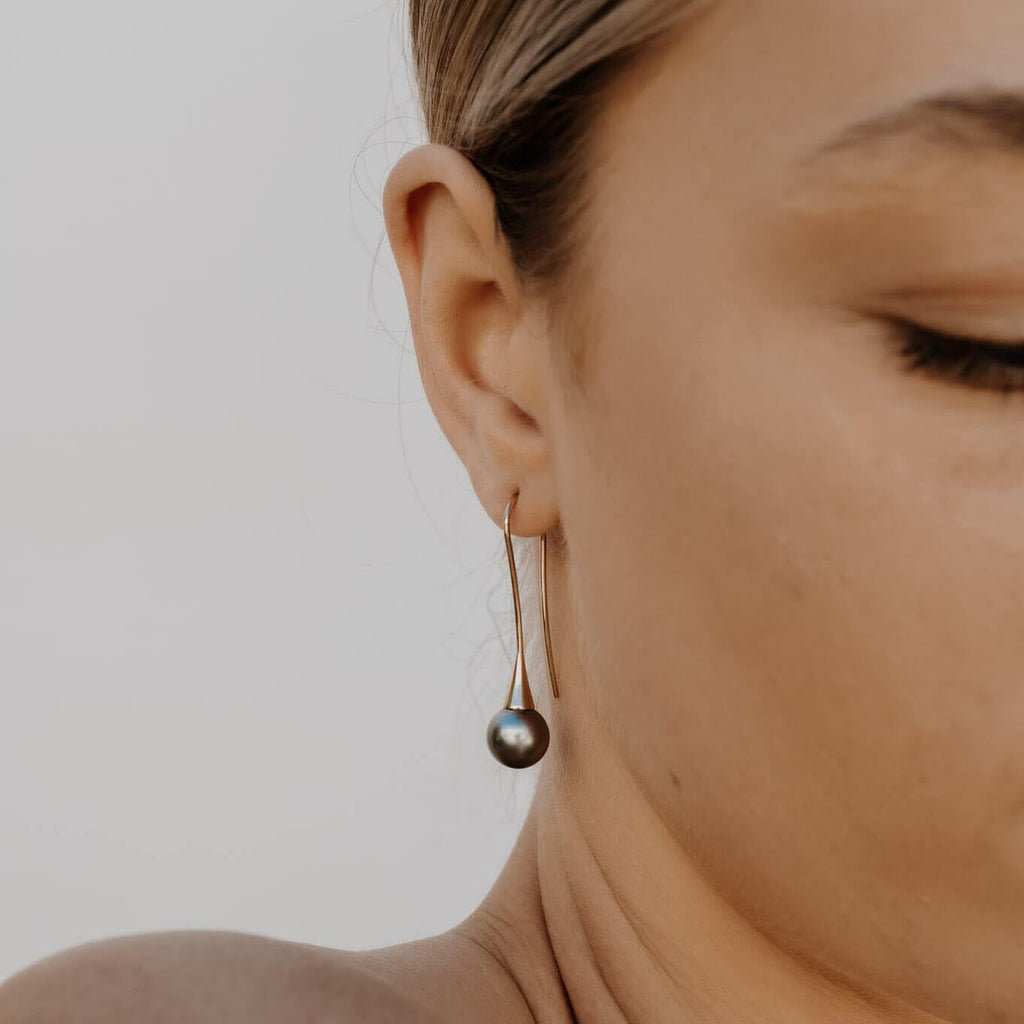 Long Flute Earrings with Abrolhos Pearls