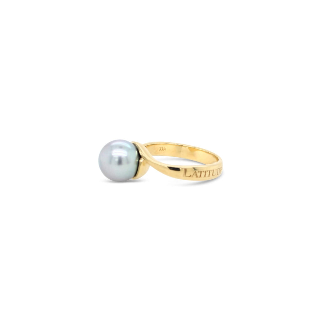 Abrolhos Pearl Twist Ring with Latitude Signature
