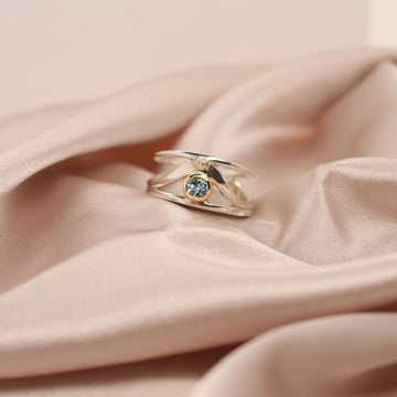Bellini Ring with Aquamarine and Diamonds