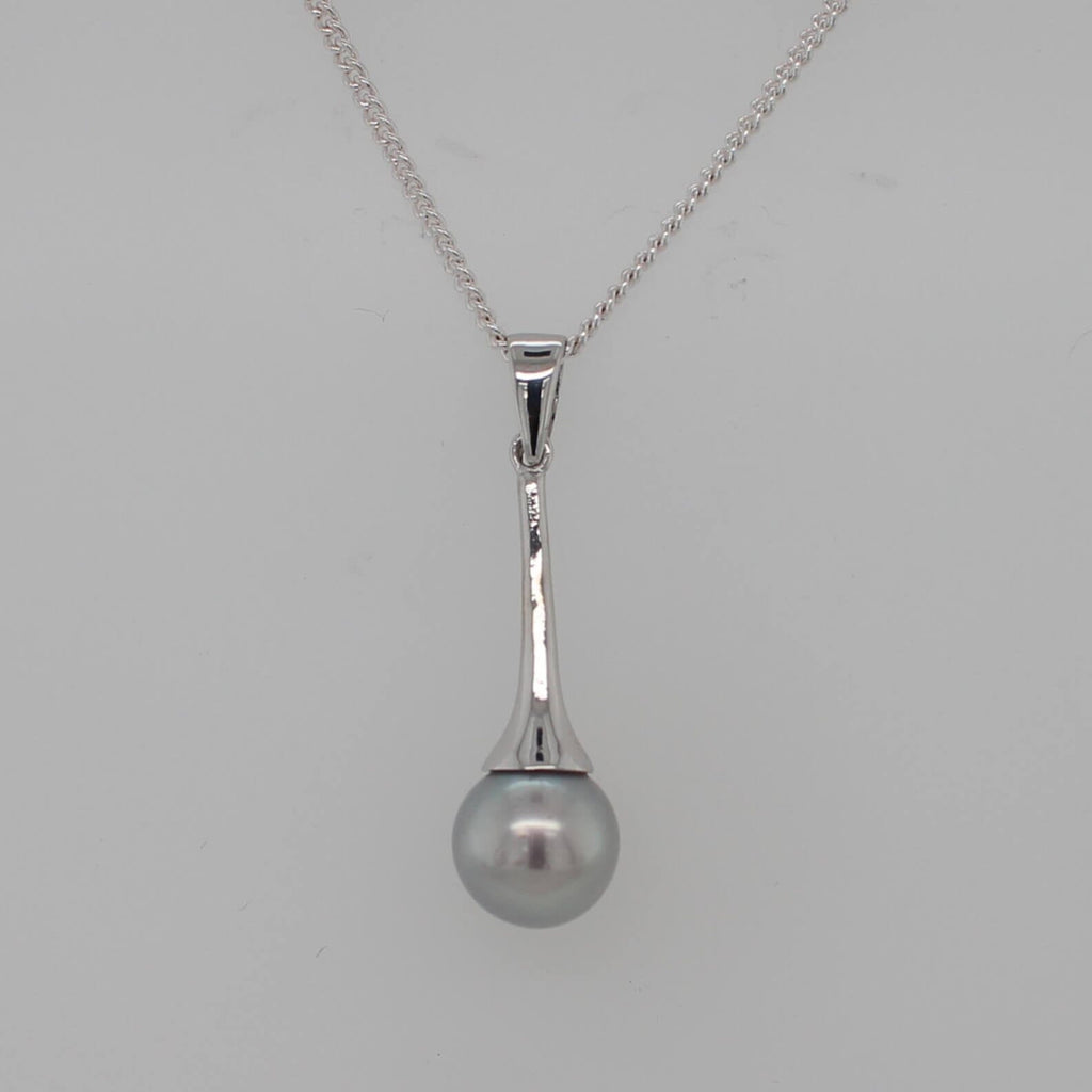 Signature Flute Pendant with Abrolhos Circle Pearl