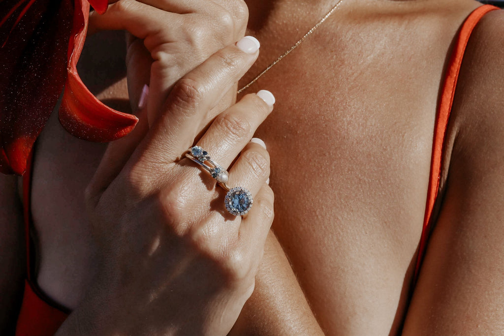 Cluster ring in Silver with Topaz and Sapphire