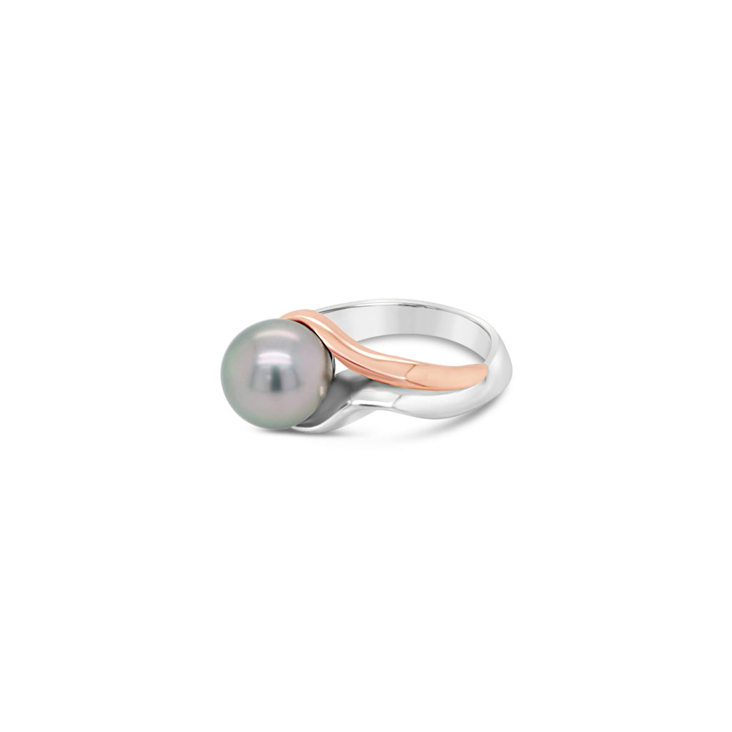 Oily Calm Pearl Ring