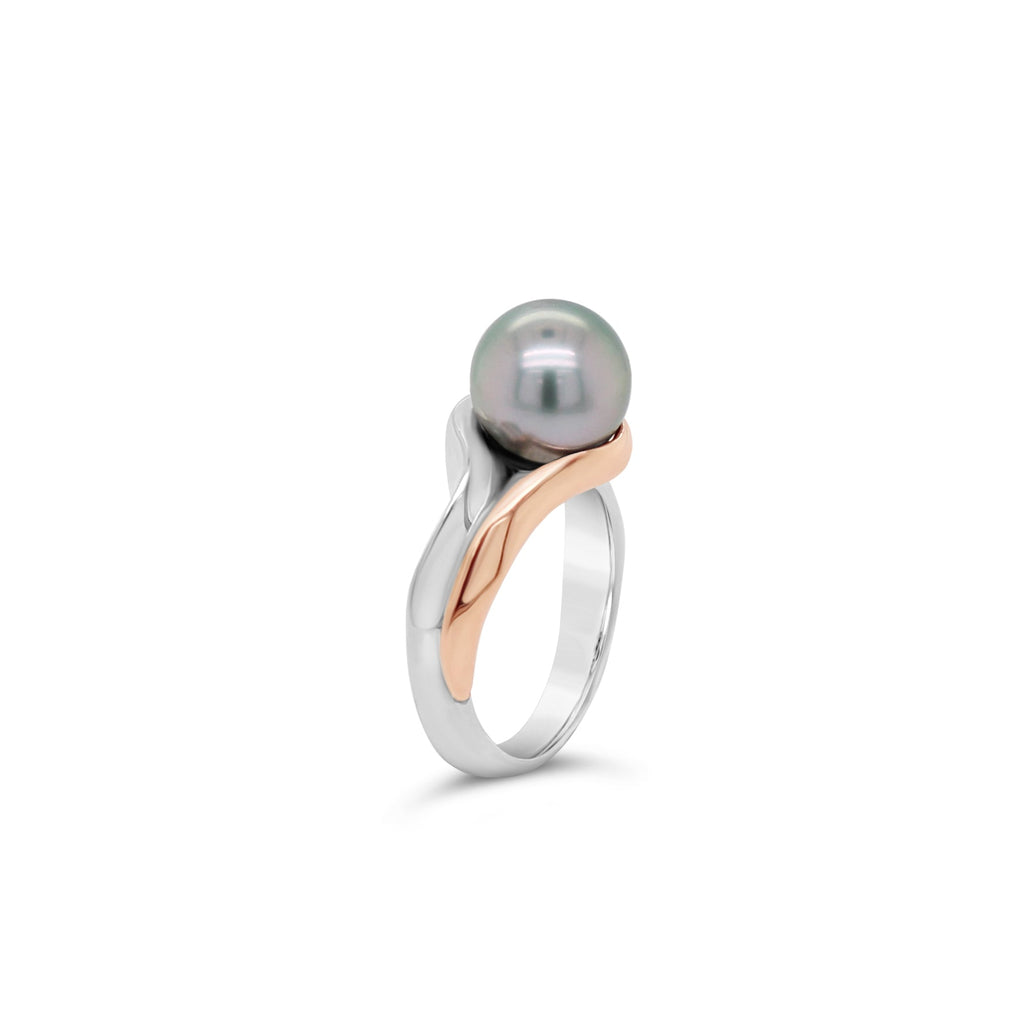 Oily Calm Pearl Ring
