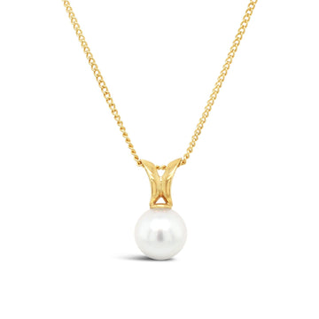 Discover the elegance of Split Bail and Australian South Sea Pearl jewelry at Latitude Jewellers - the perfect blend of sophistication and natural beauty.