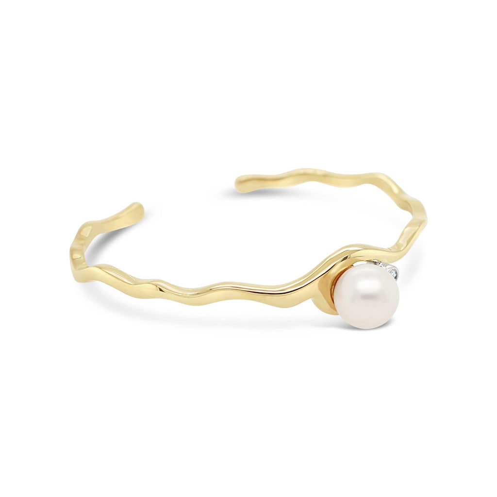 Island Bound Wave Cuff with South Sea Pearl and 0.05ct Diamond