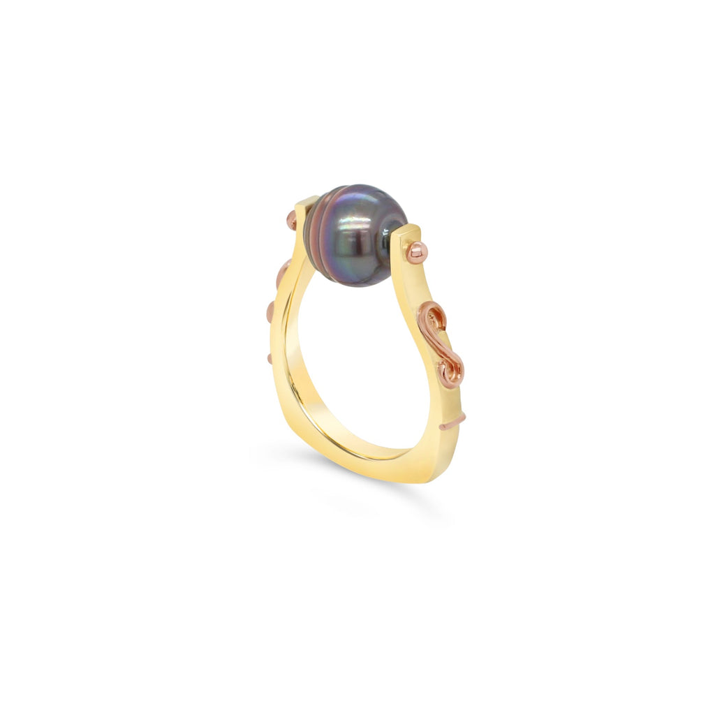 9ct yellow gold Golden Syrup Ring with Abrolhos Pearl