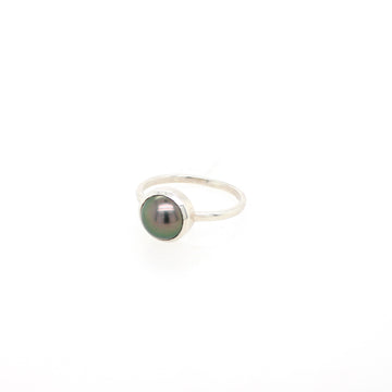 Slim Band in Silver with Abrolhos Island Pearl in Bezel Ring