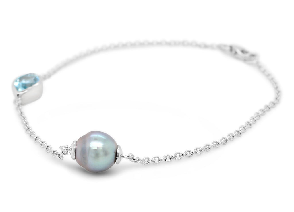 Goddess Bracelet in Silver with Abrolhos Pearl and Topaz