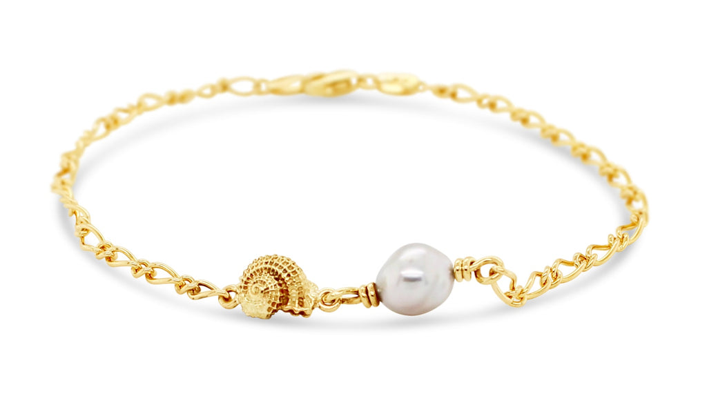 Gold Bracelet with Keshi Pearl and Spiral Shell