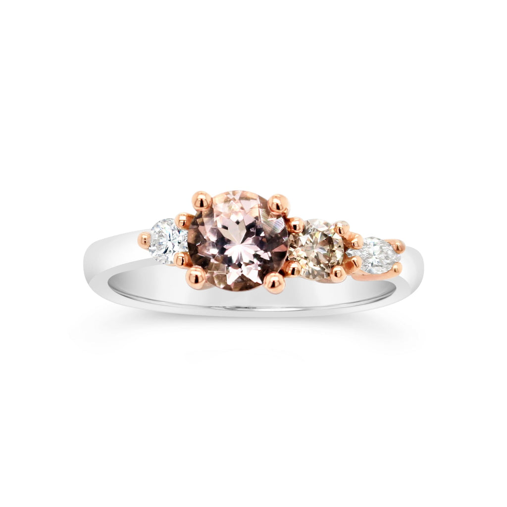 Make a statement with our stunning Morganite and Champagne Diamond Ring, a true symbol of luxury and beauty.