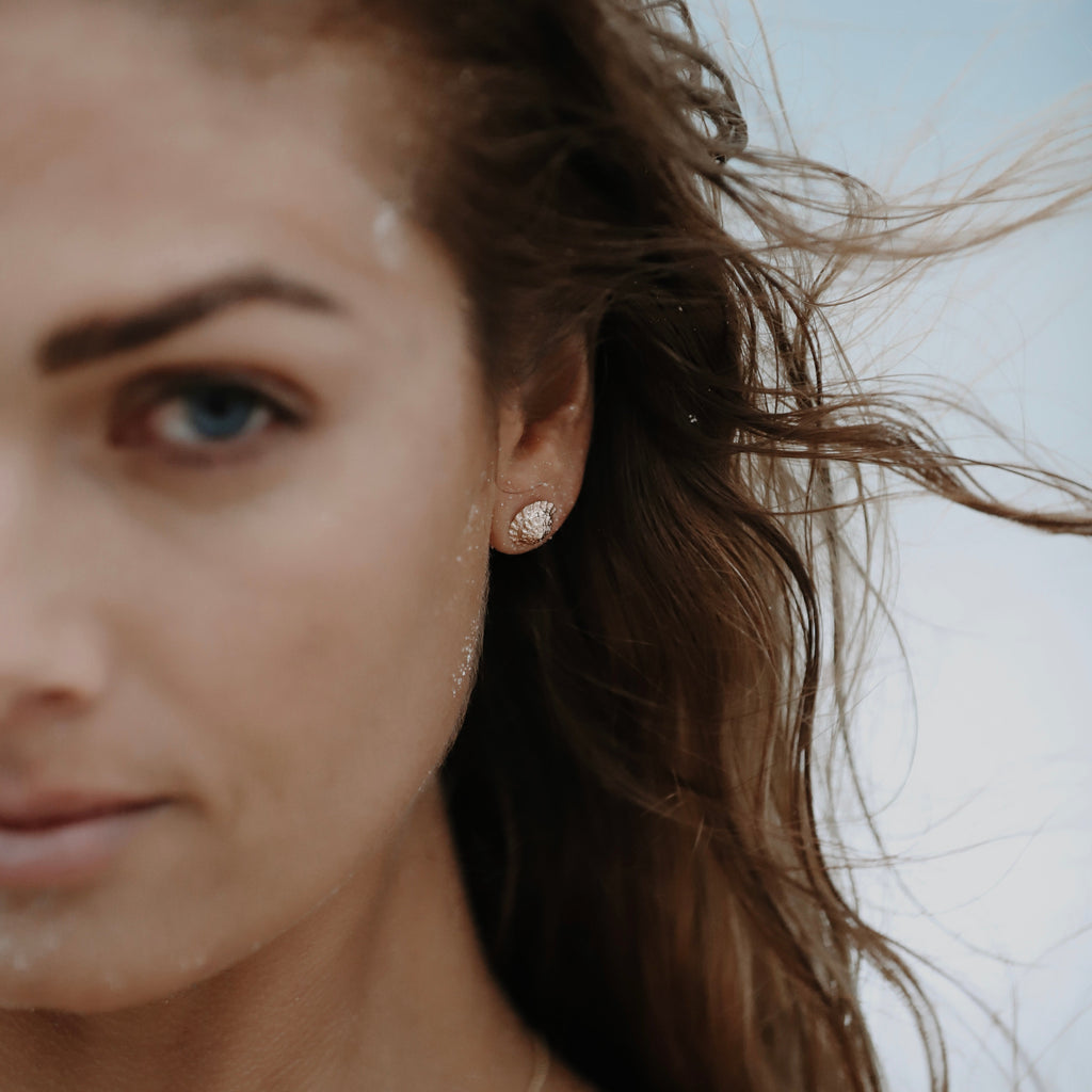 Button Shell Studs in Gold