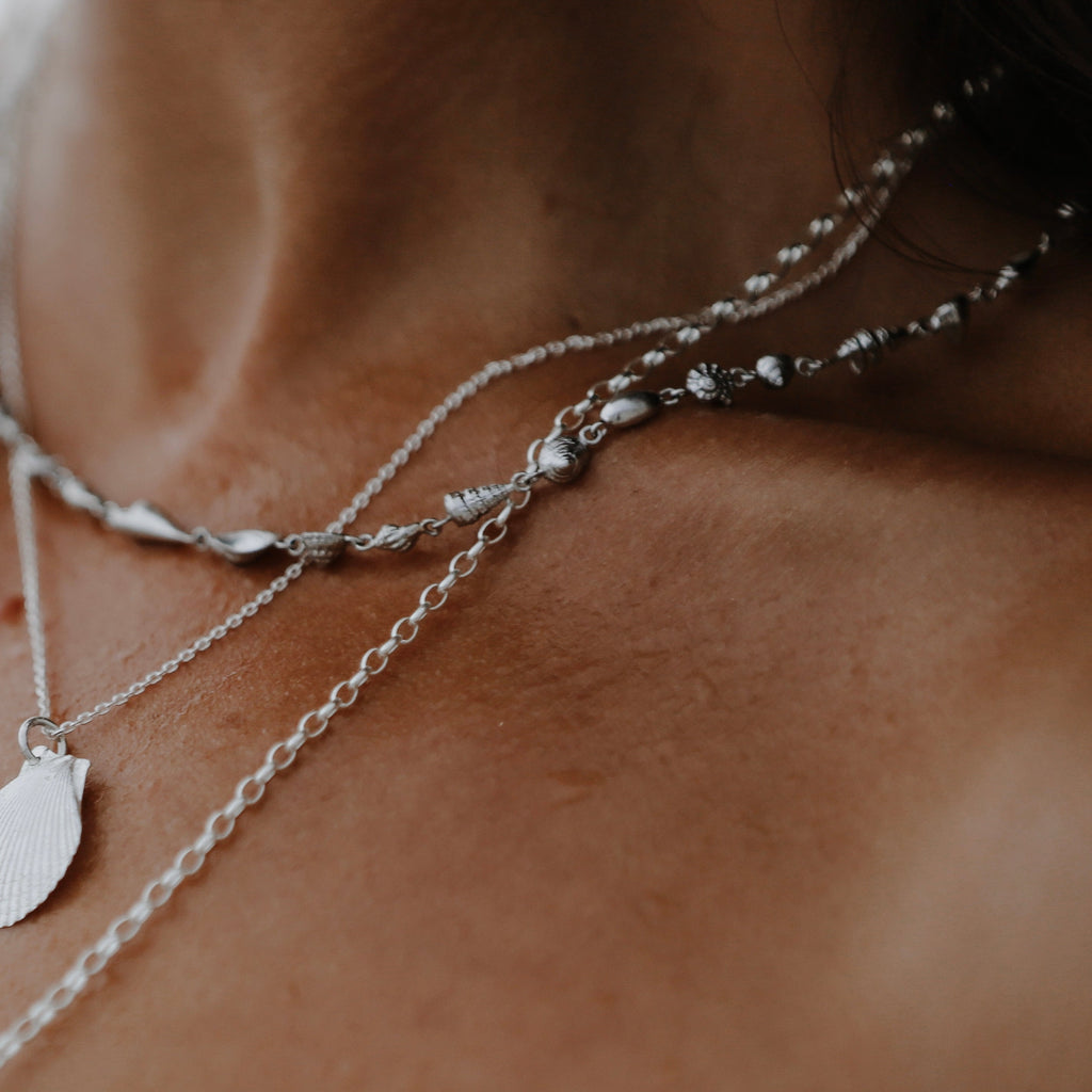 Continuous Shell Necklet