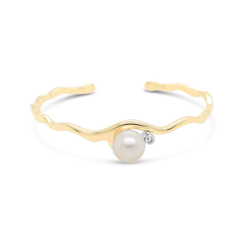 Island Bound Wave Cuff with South Sea Pearl and 0.05ct Diamond