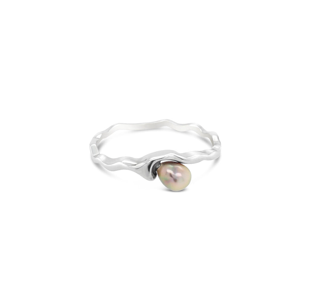 Island Bound Thin Wave Ring with Abrolhos Pearl